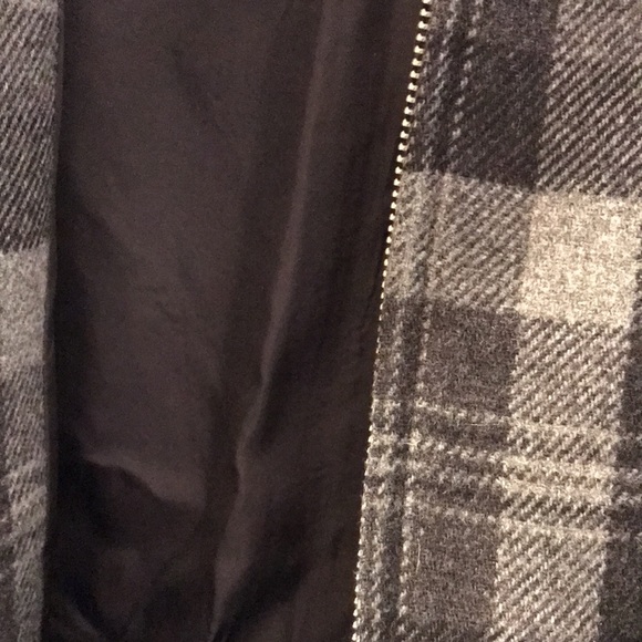 Old Navy ladies large plaid jacket - Picture 4 of 5
